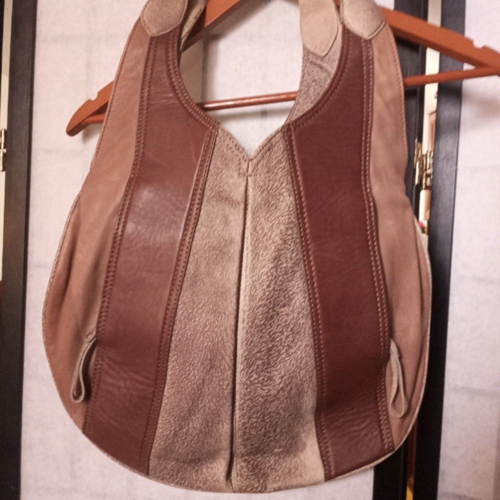 Sondra Roberts leather woman bag